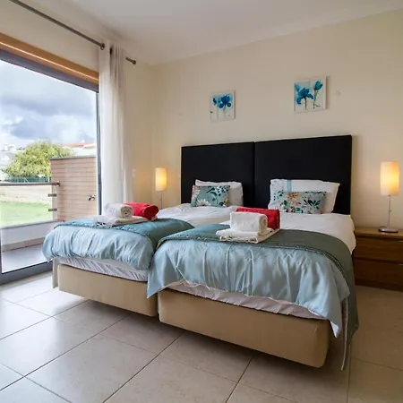 Apartment Stylish Townhouse Albufeira