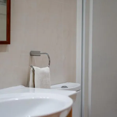 Stylish Townhouse Apartment Albufeira