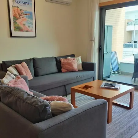 Stylish Townhouse Private Terrace Sleeps 4 Albufeira
