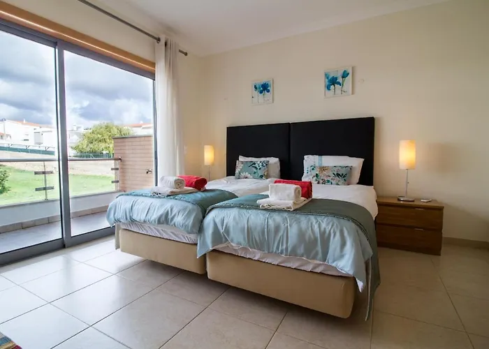 Apartment Stylish Townhouse Albufeira