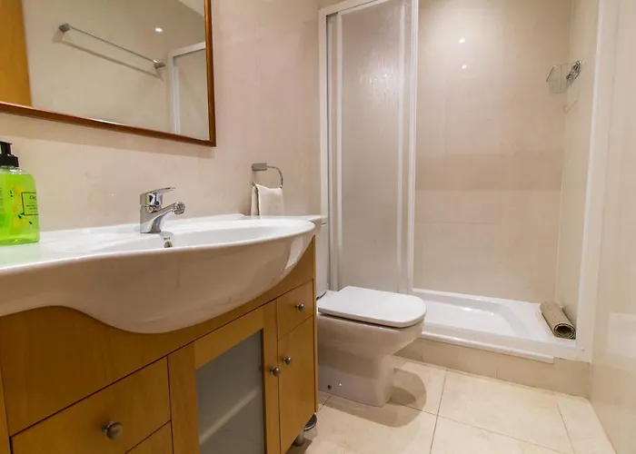 Stylish Townhouse Apartment Albufeira