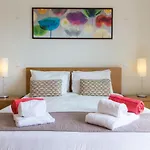 Apartament Stylish Townhouse